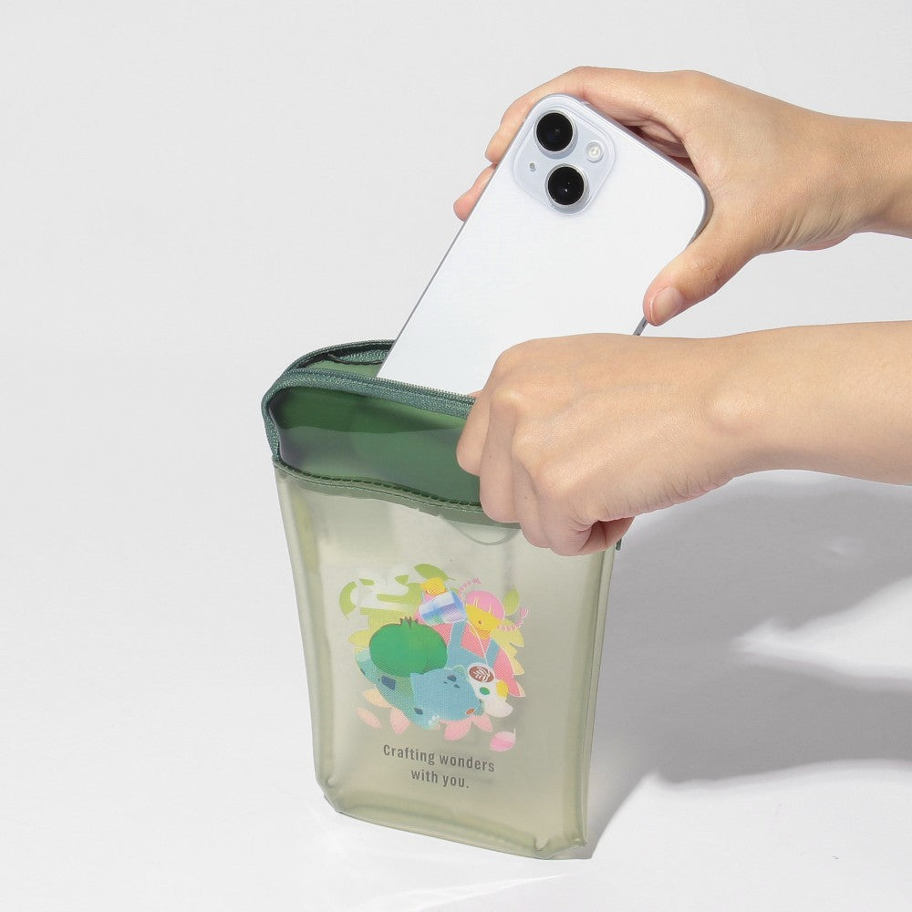 Bulbasaur Cup-shaped PVC Pouch Pokémon + Starbucks | Starbucks Japan