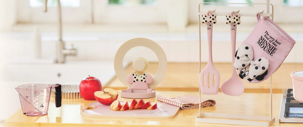 Make Cooking Magical: The "Minnie's Kitchen" Collection from Disney Store Japan 🎀🧁