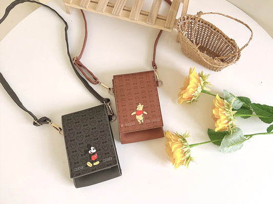 Disney Character - Winnie the Pooh Cell Phone Crossbody bag