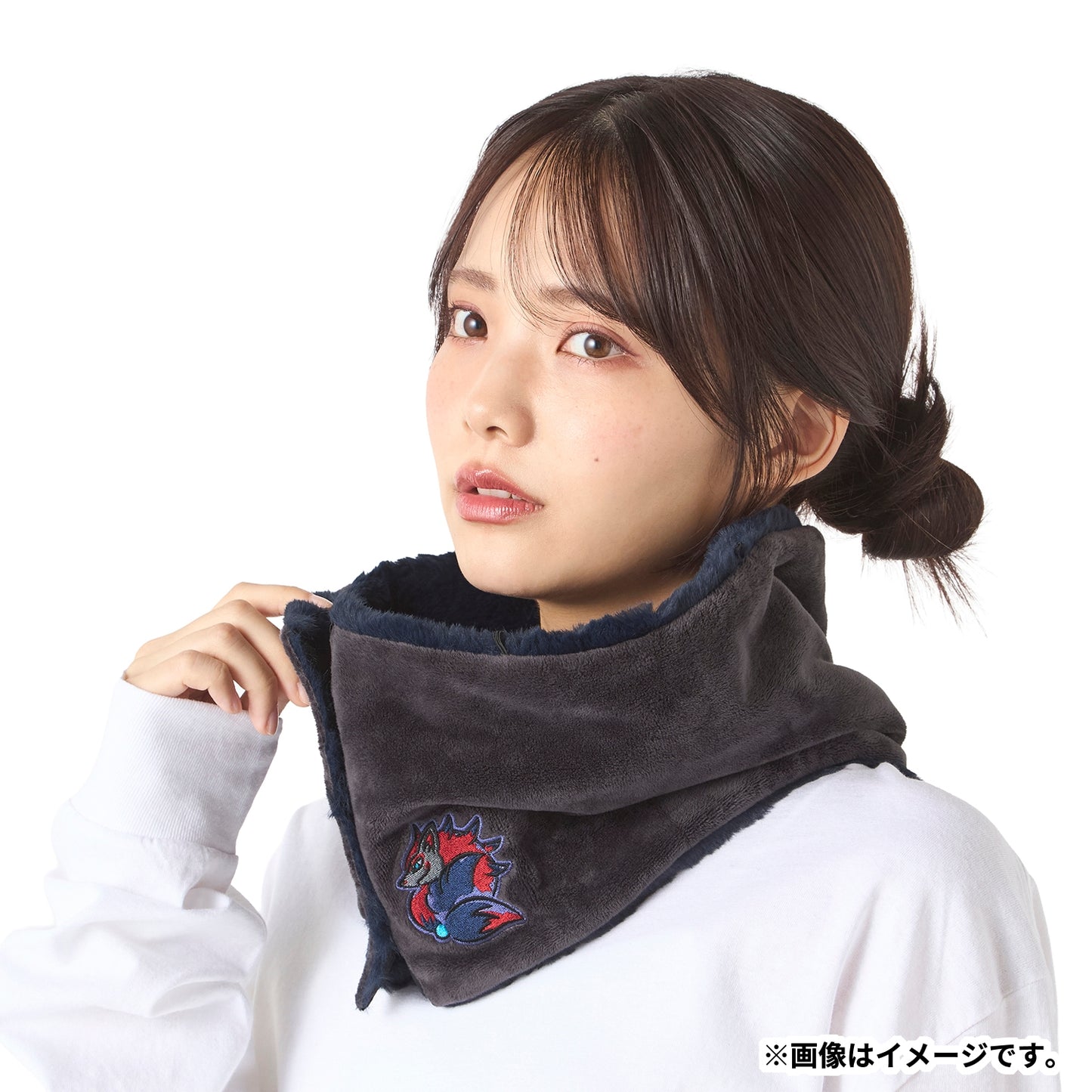 Zorua Zoroark Reversible Hooded Neck Warmer Pokémon Magic Hour Illusion! | Pokémon Center Japan