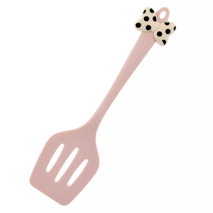 SDJ - Minnie's Kitchen - Turner