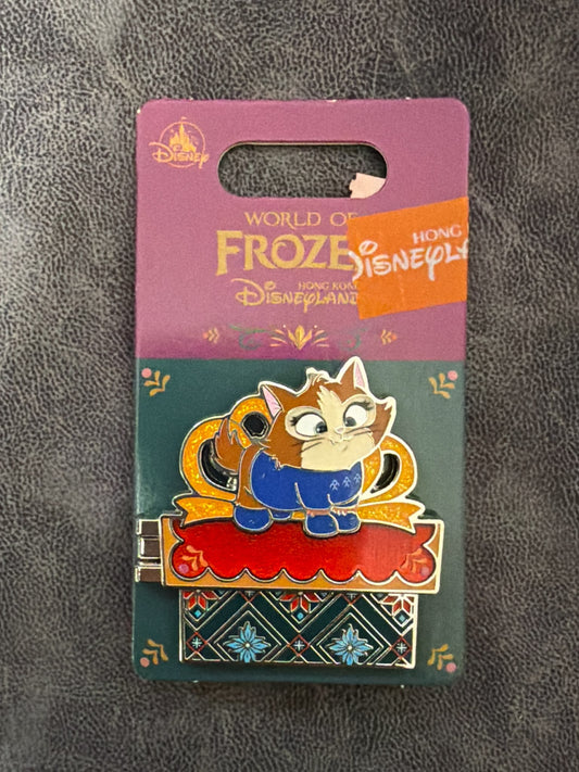 HKDL - Frozen Pin