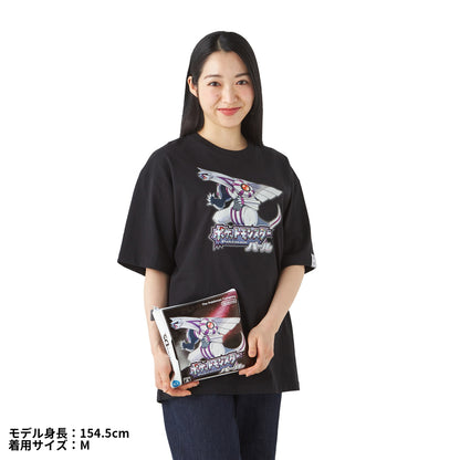 Pokémon  - 30th Anniversary Package Design - T-Shirt in Pouch Pokémon  Pearl