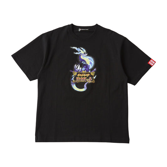 Pokémon  - 30th Anniversary Package Design - T-Shirt in Pouch Pokémon  Violet