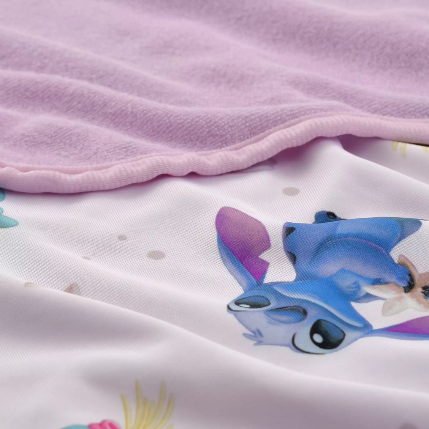 SDJ - Disney Stitch Day Collection - Cool Blanket with Plush Stitch and Scrump