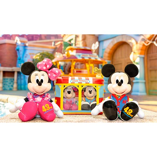 Tokyo Disneyland 43rd Anniversary plush badge featuring Mickey in a colorful Toontown outfit.