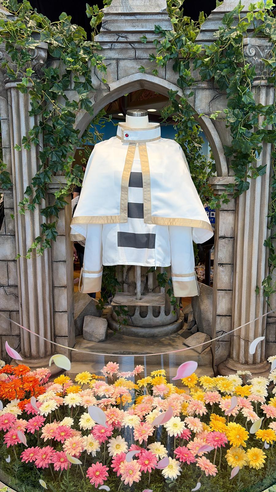 USJ - Frieren: Beyond Journey's End - Jacket