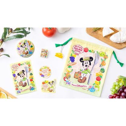 Tokyo DisneySea 2026 Food & Wine Festival souvenir can badge. The artwork depicts Mickey Mouse dressed in a culinary-themed outfit, exploring the festival's food stalls at the Mediterranean Harbor.